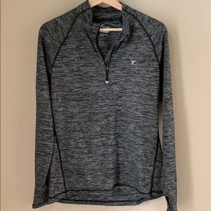 Old Navy Go Dry pull over